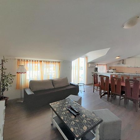 Apartments Nada Krk Island Eksteriør bilde