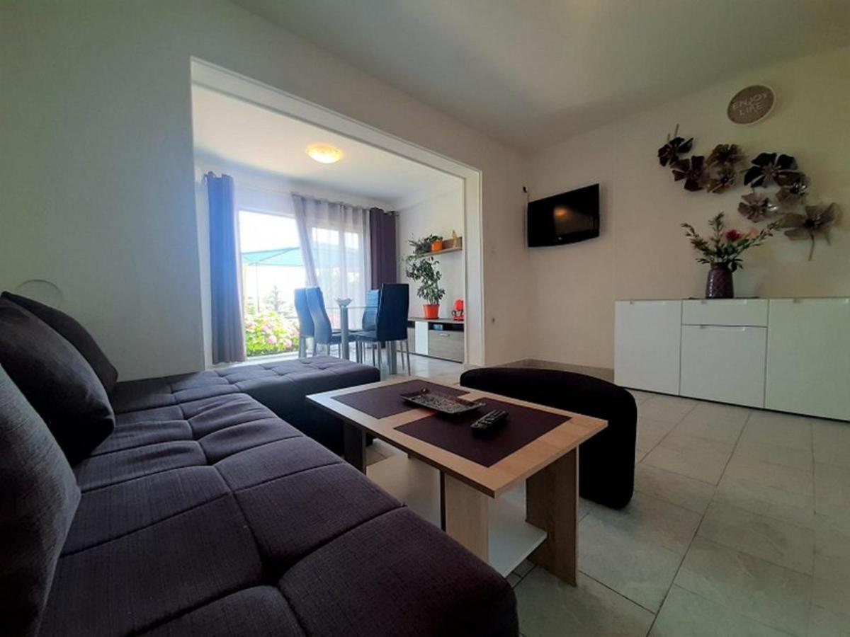 Apartments Nada Krk Island Eksteriør bilde