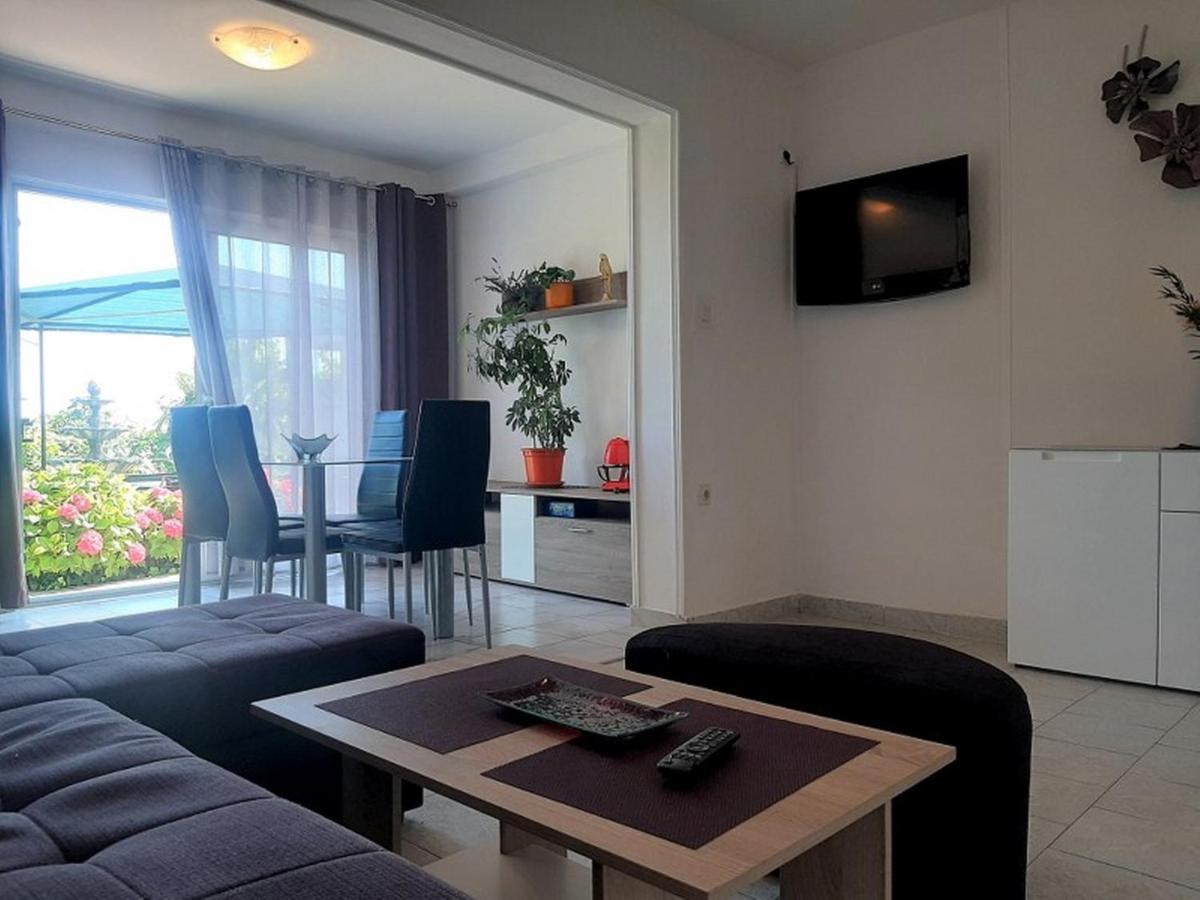 Apartments Nada Krk Island Eksteriør bilde